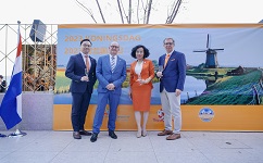 合乐hl8环保受邀出席2023荷兰国王日活动嘉宾合影